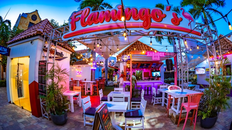 Flamingo's Cocktail Bar