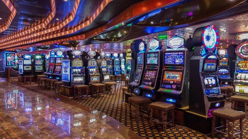 Hill Ross Casino at the Trupial Inn