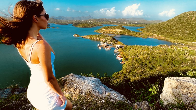 Santa Martha’s Look