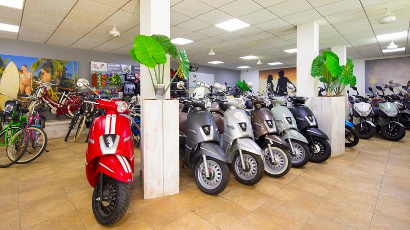 Scooters & Dutch Bike Rentals