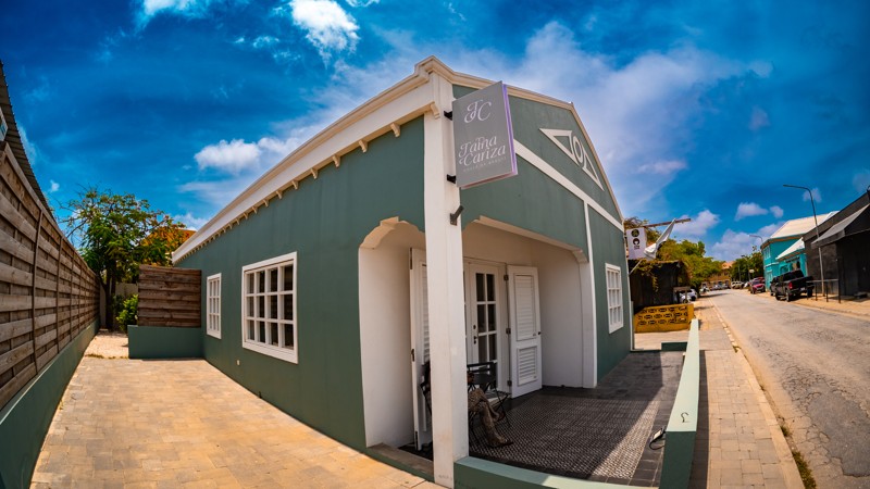 Taina Cariza House of Beauty