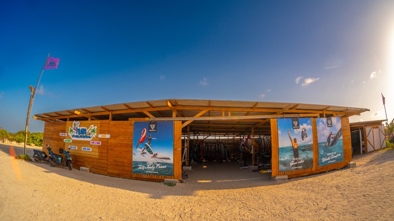 Sorobon Beach / Frans Paradise